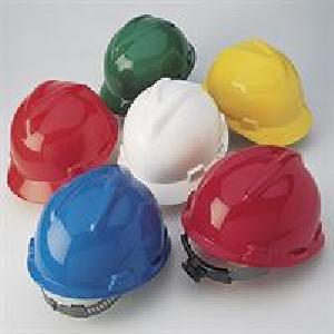 Safety Protection Gear  310101  SLOTTED V-GUARD SAFETY HELMETS WITH STAZ-ON SUSPENSION, WHITE COLOR